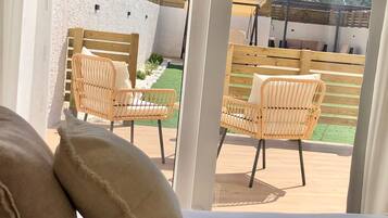 Comfort Twin kamer, uitzicht op tuin | Terras