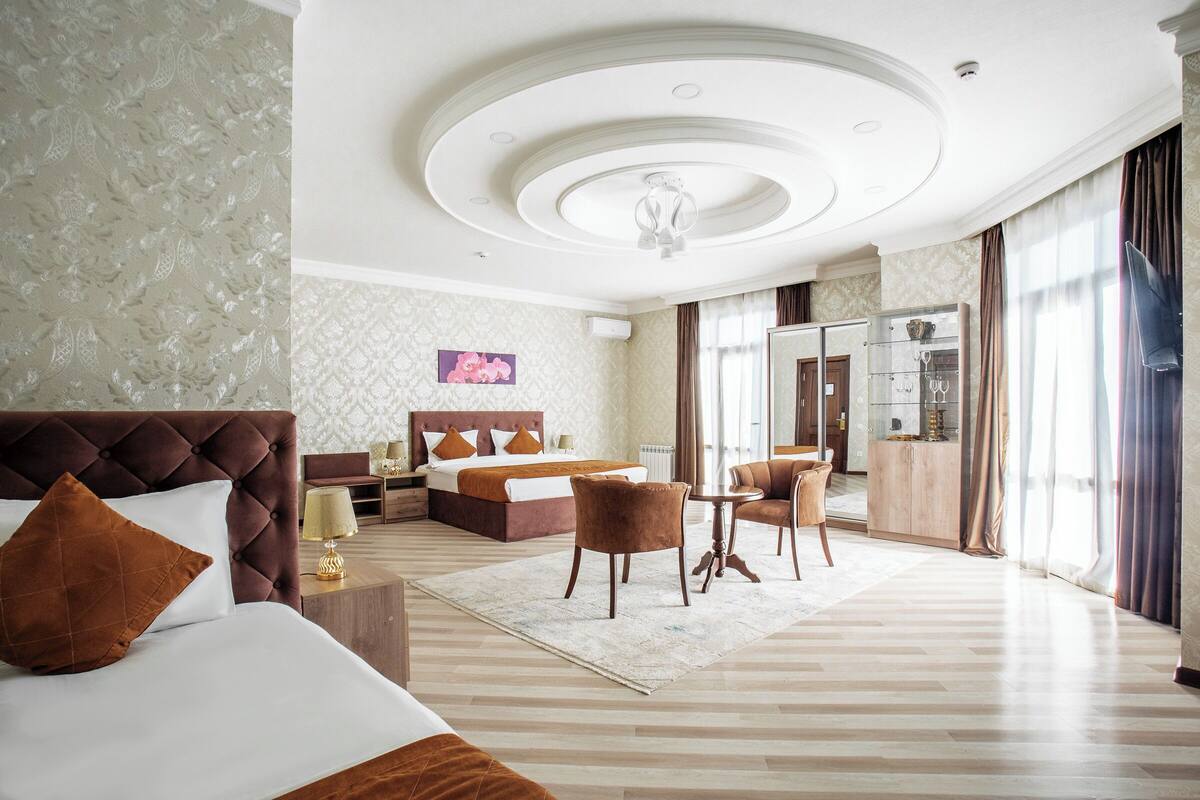 Family Room, Balcony | In-room safe, desk, laptop workspace, blackout drapes