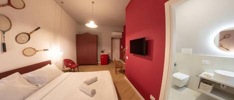 Bureau, espace de travail pour ordinateur portable, rideaux occultants