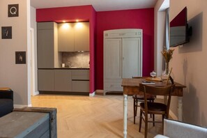 Superior Studio Suite | Living area