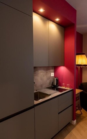 Junior-Studiosuite | Verdunkelungsvorhänge, schallisolierte Zimmer, Bügeleisen/Bügelbrett