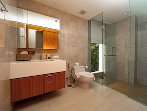 Appartement Confort | Salle de bain | Pantoufles