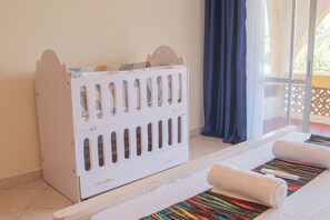 2 Schlafzimmer, Bügeleisen/Bügelbrett, Reisekinderbett, kostenloses WLAN