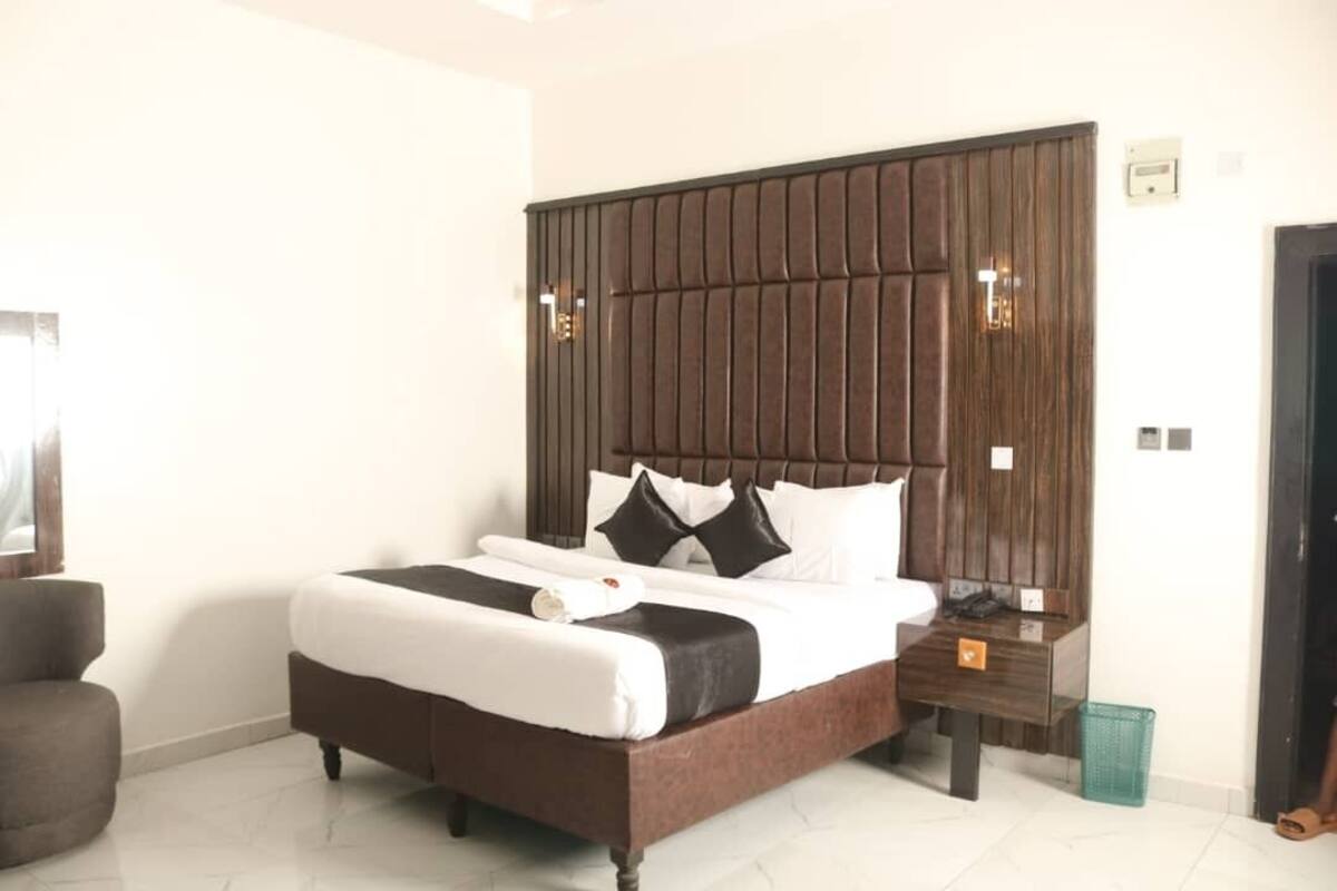 Basic Single Room | Free WiFi
