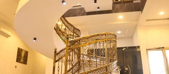 VICTORIAN BLOOM HOTEL AND RESORT