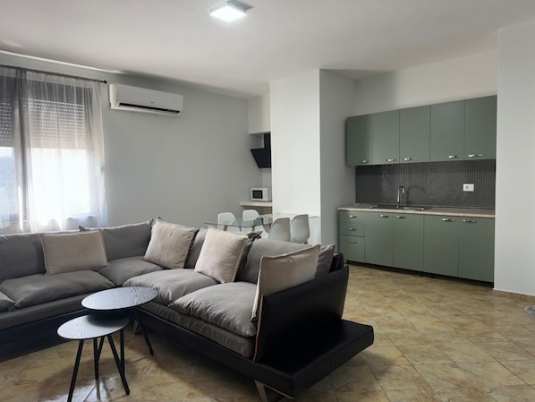 Apartment, 1 Bedroom | Free WiFi