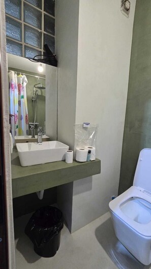 Apartment, 1 Bedroom | Bathroom