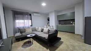 Apartment, 1 Bedroom | Free WiFi