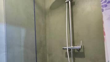 Apartment, 1 Bedroom | Bathroom