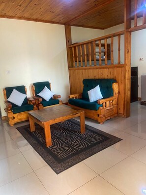 Apartment, 1 Bedroom | Living area
