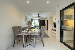 Casa geminada conforto, varanda | Área de estar