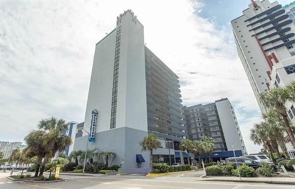 Framhlið gististaðar