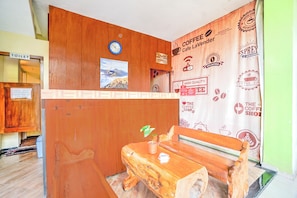 Reception - Hotel O The Velodrome Inn near Exit Toll Malang (Jawa Timur)