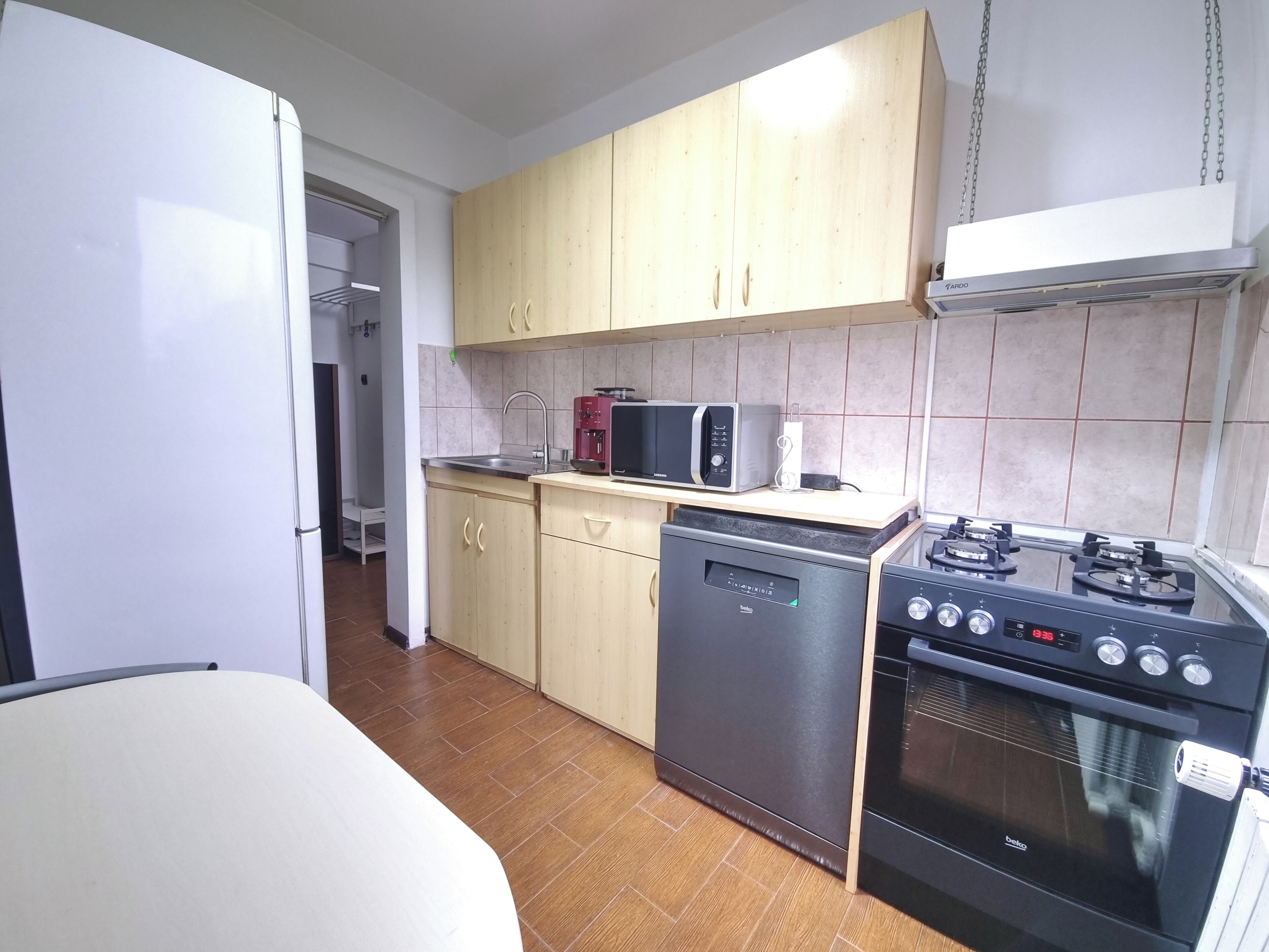 Microwave, stovetop, dishwasher