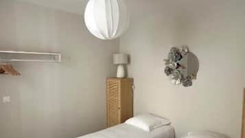 Căn hộ Deluxe, quang cảnh thành phố | Bàn ủi/dụng cụ ủi quần áo, truy cập Internet không dây miễn phí