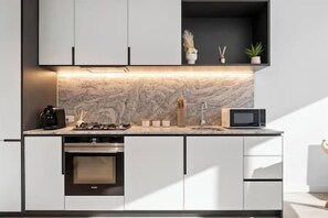 Fridge, microwave, oven, stovetop