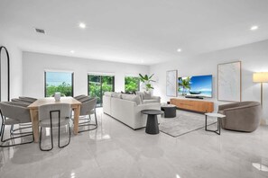 Télévision, espaces bureaux