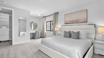 4 habitaciones, escritorio, tabla de planchar con plancha y wifi