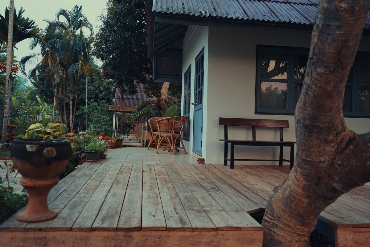 Romantic House, Patio, Garden View | Free minibar items, desk, laptop workspace, free WiFi