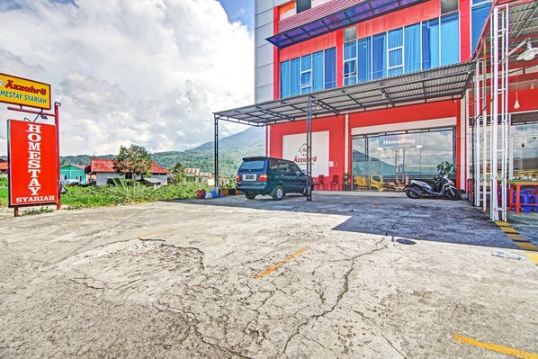 Exterior - Hotel O Bukittinggi near Padang Luar formerly New Aedo (Bukittinggi)