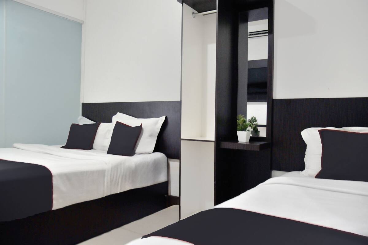 Desk, free WiFi, bed sheets
