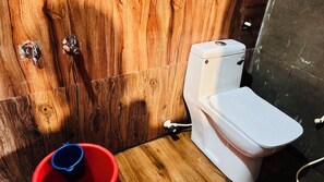 Bathroom - RevTree Dark Forest Inn (Kamara)