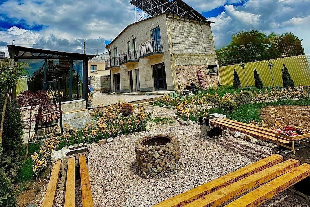 Bee Planet Guest House