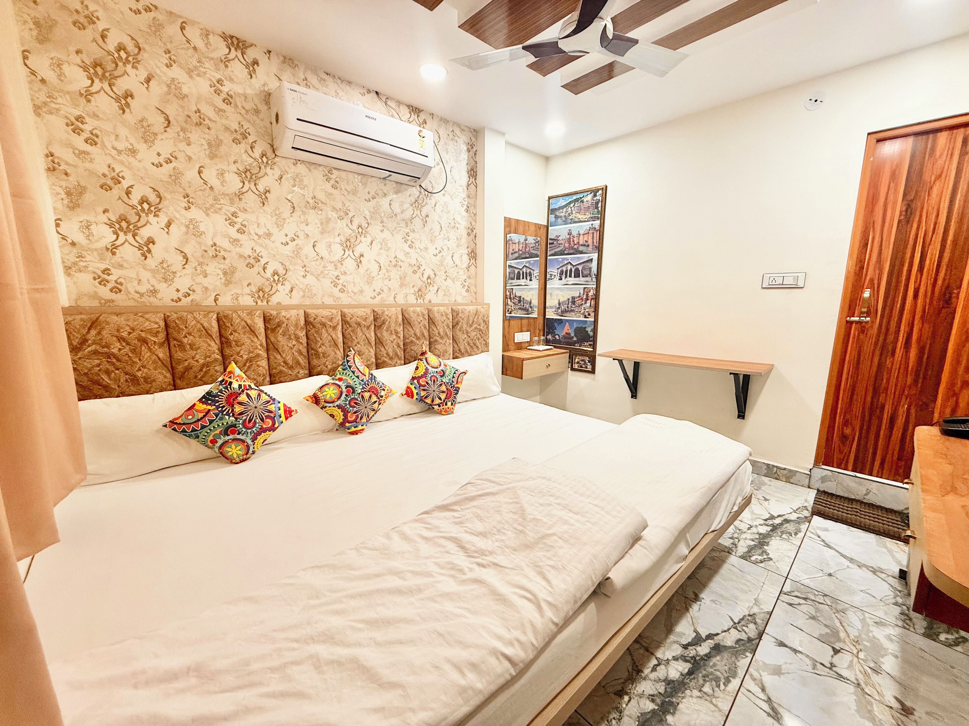 Superior Quadruple Room | Premium bedding, desk, laptop workspace, free WiFi