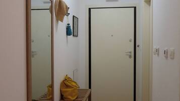 Apartment, Multiple Bedrooms | Interior