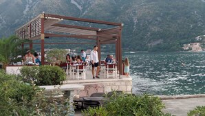 Unclassified image, 2 of 38, button - Apartment 350m From Beach, Free Parking, Balcony (Kotor)