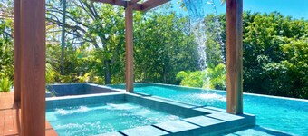 Mansão 6 Suítes Perto da Praia no Condomínio Enseada do Castelo Praia do Forte