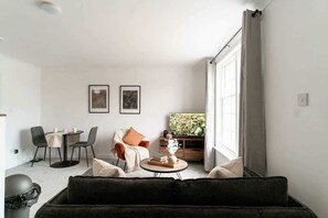 Télévision, espaces bureaux