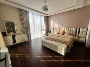 Shared Dormitory, 1 Bedroom, Accessible, Smoking