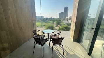 Shared Dormitory, 1 Bedroom, Accessible, Smoking | Balcony