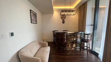 Shared Dormitory, 1 Bedroom, Accessible, Smoking | Interior
