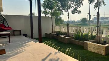 Shared Dormitory, 1 Bedroom, Accessible, Smoking | Garden