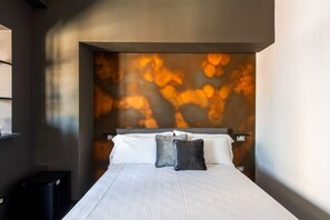 1 soverom, safe på rommet, wi-fi (inkludert) og sengetøy