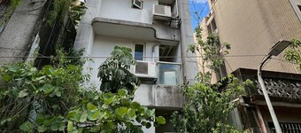 Nanjing East 291 -Stylish 4F Large Studio, Taipei, Elevator, Walk to MRT