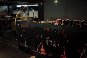 بار (في المنشاة)