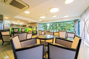 Coffee shop - Hotel Alibaba Kongres Hotel & Spa (Humenne)