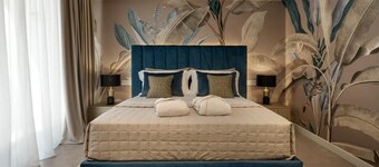 Double bedroom with en suite bathroom