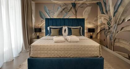 Double bedroom with en suite bathroom