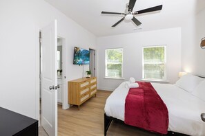 8 bedrooms, iron/ironing board, WiFi, bed sheets