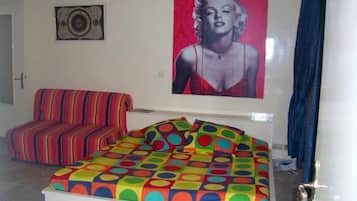 1 bedroom, iron/ironing board, WiFi, bed sheets