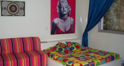 Superb furnished apartment for rent opposite Dakar Cathedral.