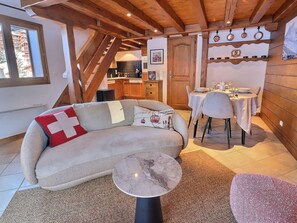 Fernseher, Kamin