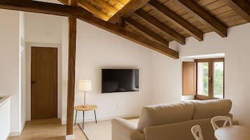 Classic Apartment | Laptop workspace, free WiFi