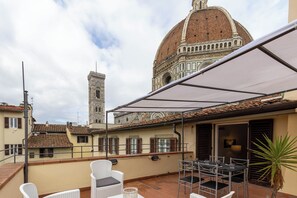 Terrace/patio - Pallottole Duomo Apartments (Florence)