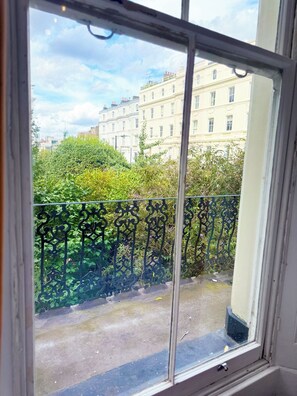 Interior - Cozy Studio by Notting Hill W2 West London (London)