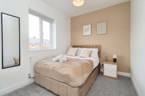 3 Schlafzimmer, Bügeleisen/Bügelbrett, WLAN, Bettwäsche